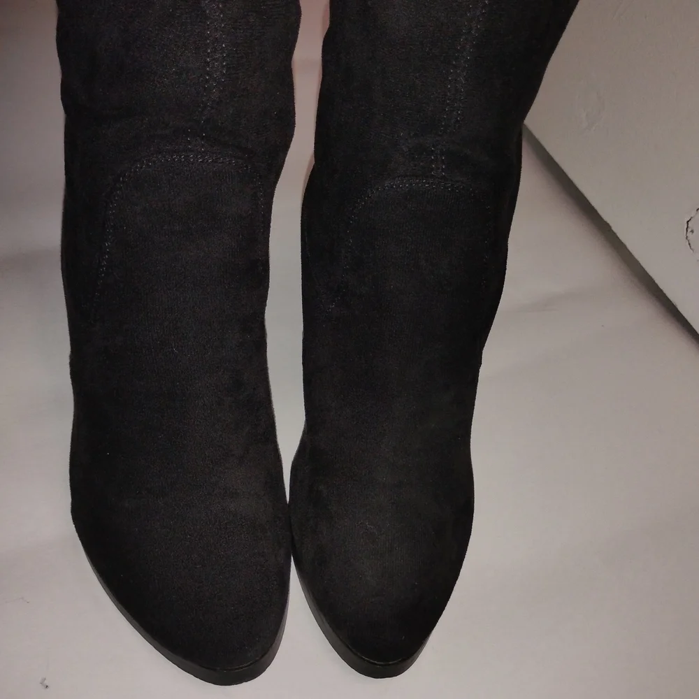 Elegant Black Over-the-Knee Boots- 3in(9cm)
